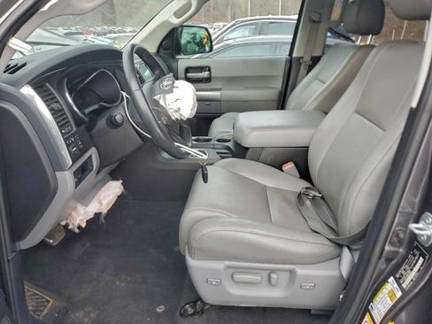 Used 2021 Toyota Sequoia Limited image 6