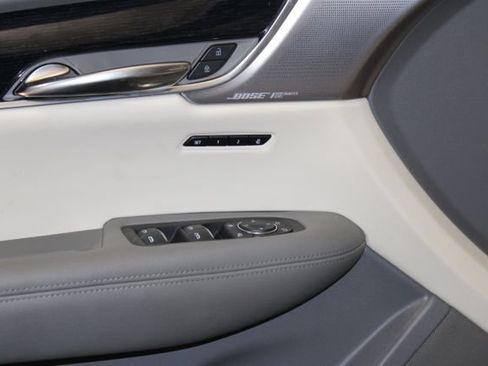 Used 2024 Cadillac XT6 Premium Luxury AWD/4WD image 26