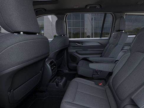 New 2025 Jeep Grand Cherokee L Laredo w/ Luxury Tech Group I AWD/4WD image 26