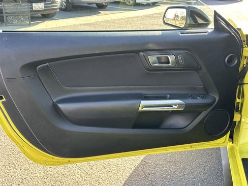 Used 2021 Ford Mustang GT w/ Black Accent Package image 18