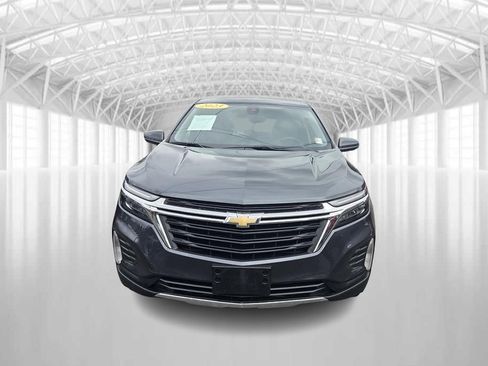 Used 2023 Chevrolet Equinox LT AWD/4WD image 3
