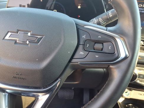 Used 2024 Chevrolet Trax ACTIV w/ Sunroof Package image 22
