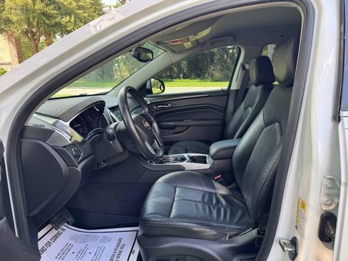Used 2016 Cadillac SRX FWD image 9