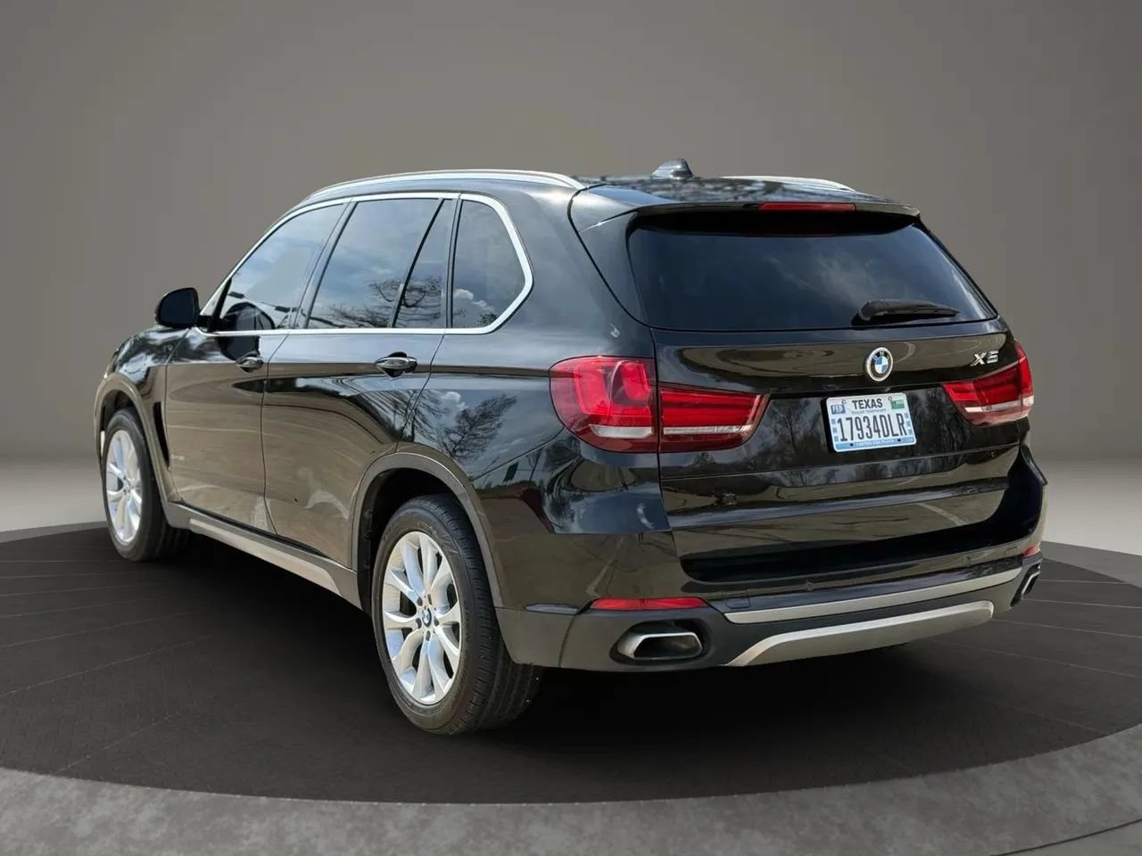 Used 2018 BMW X5 sDrive35i RWD image 9