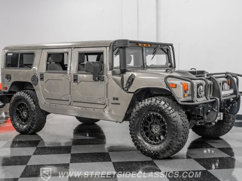 Used 2002 HUMMER H1 4-Door Wagon image 15