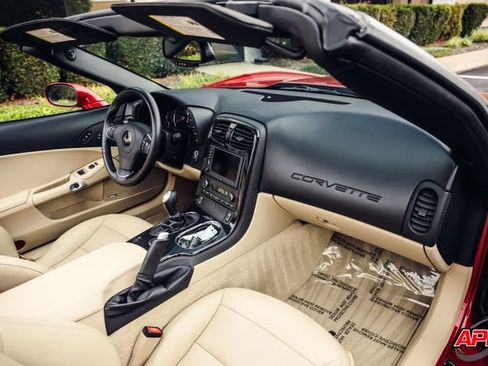 Used 2013 Chevrolet Corvette 427 w/ 1SB Preferred Equipment Group RWD image 23