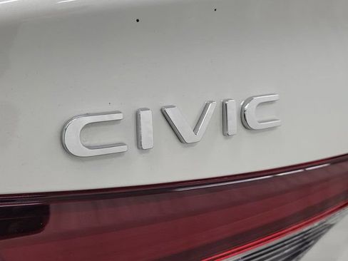 Certified 2025 Honda Civic Sport Touring image 7
