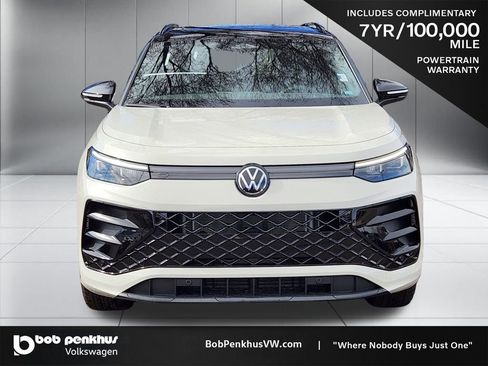 New 2026 Volkswagen Tiguan SE R-Line image 21