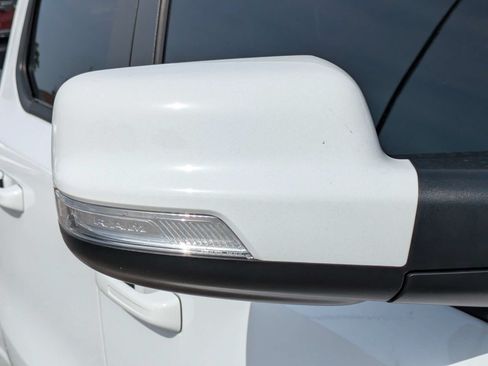 Used 2022 RAM 1500 Big Horn AWD/4WD image 14