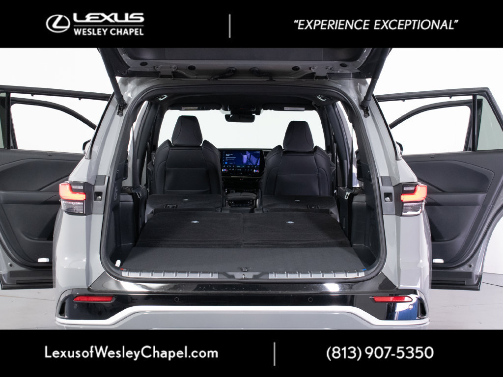 New 2026 Lexus TX 500h AWD w/ Technology Package image 14