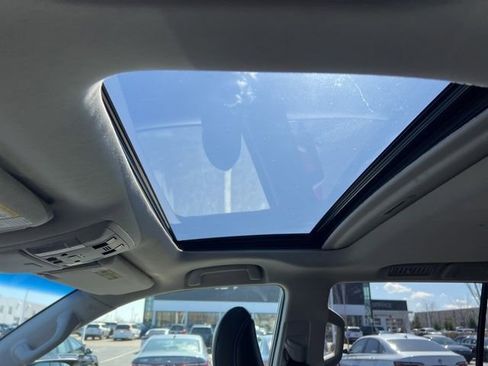 Used 2014 Lexus GX 460 w/ Premium Package image 29