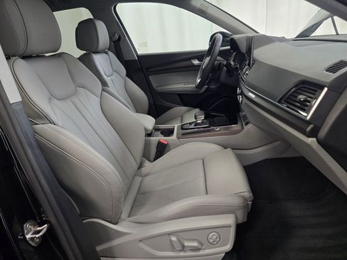 Certified 2025 Audi Q5 2.0T Premium Plus w/ Premium Plus Package image 28