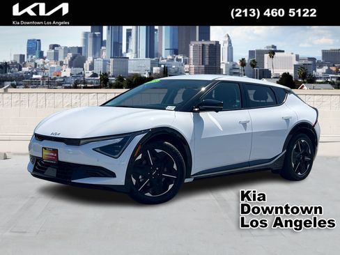 Used 2025 Kia EV6 Wind RWD image 1