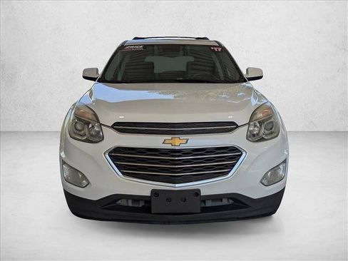 Used 2017 Chevrolet Equinox LT w/ Convenience Package FWD image 2