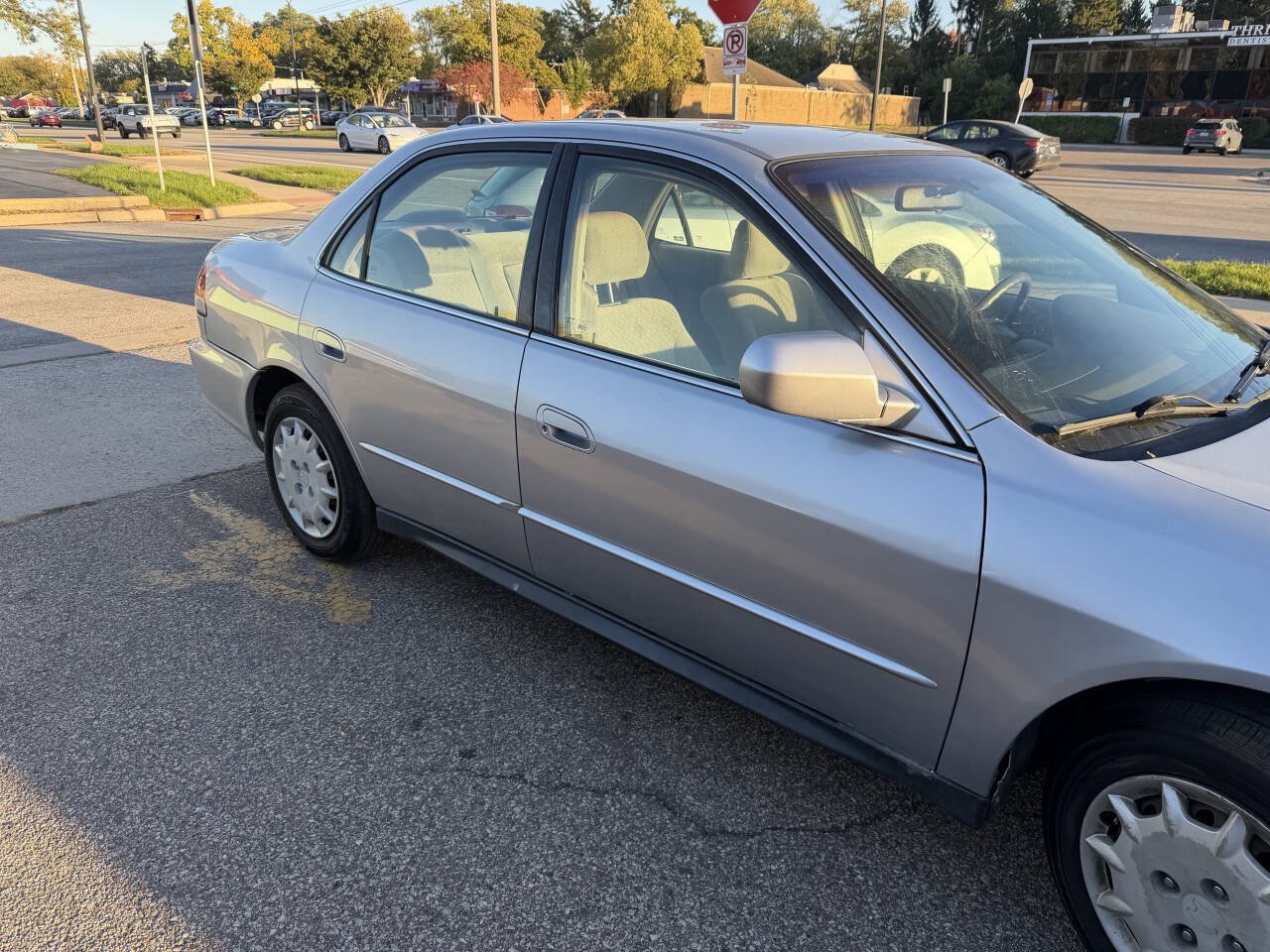 Used 2002 Honda Accord LX image 10