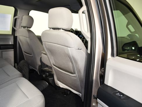 Used 2019 Ford F150 XLT w/ Equipment Group 302A Luxury AWD/4WD image 48