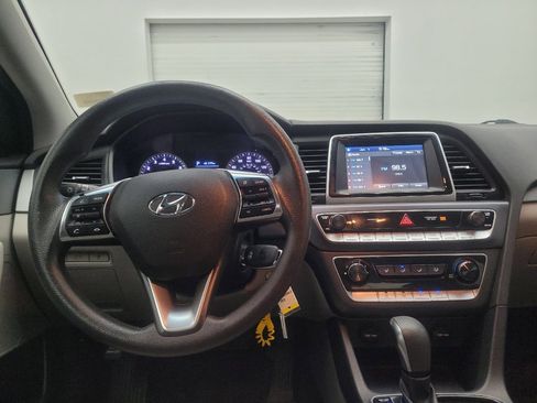 Used 2018 Hyundai Sonata SE FWD image 22