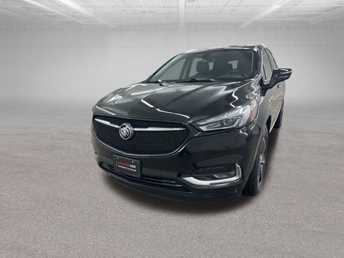 Used 2020 Buick Enclave Essence w/ Sport Touring Edition image 6