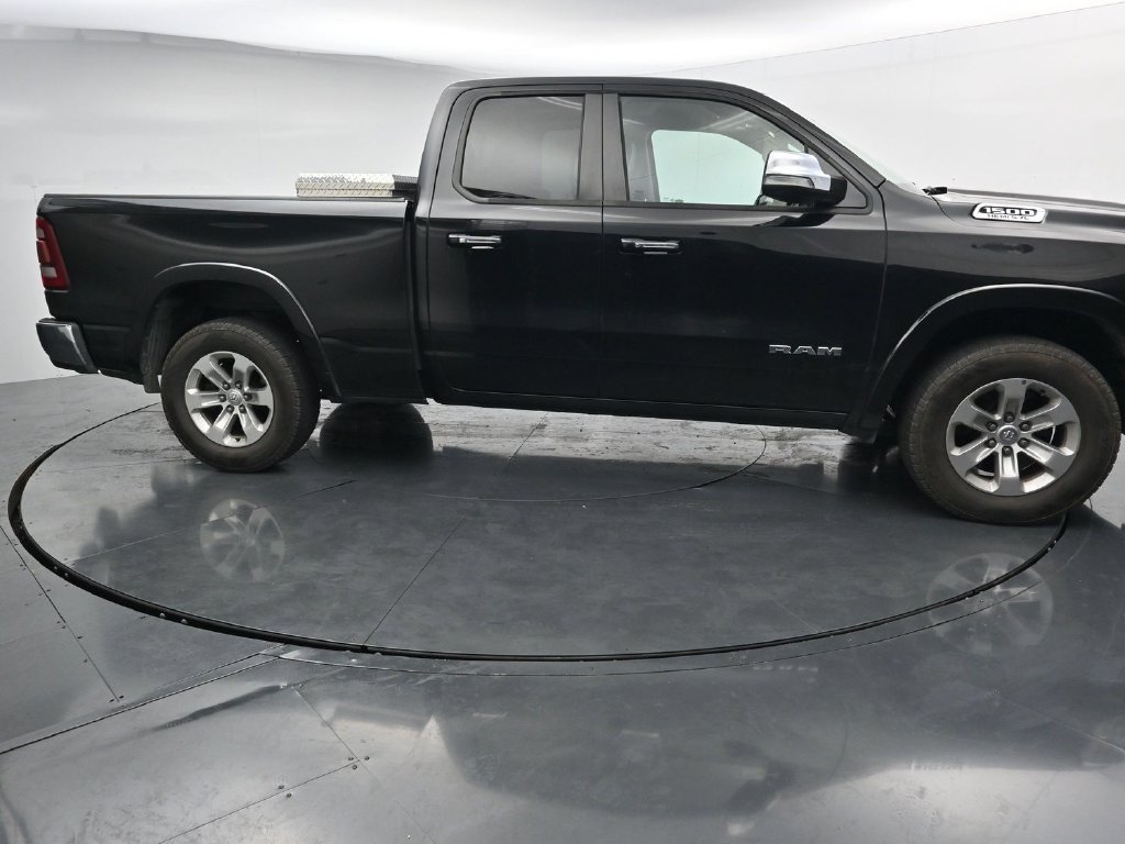 Used 2019 RAM 1500 Laramie AWD/4WD image 9