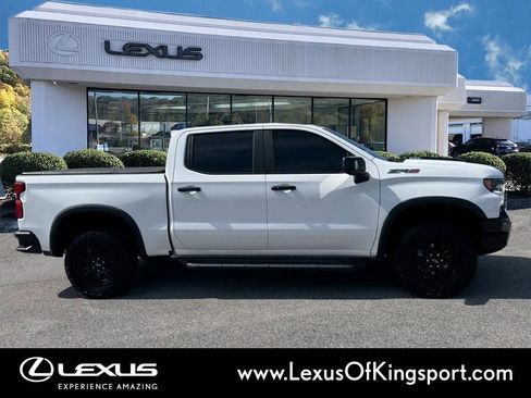 Used 2022 Chevrolet Silverado 1500 ZR2 w/ Technology Package image 6