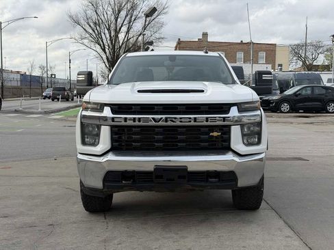 Used 2021 Chevrolet Silverado 2500 LT w/ Fleet Comfort Package AWD/4WD image 2