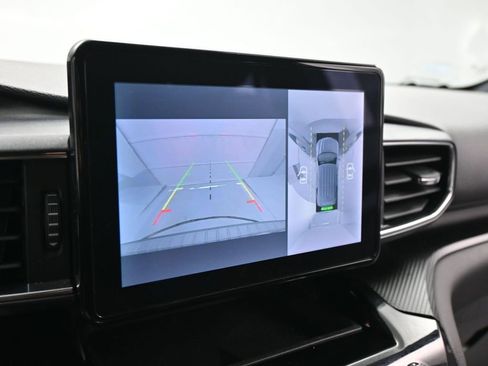 Certified 2022 Ford Explorer ST-Line w/ Class IV Trailer Tow Package image 16