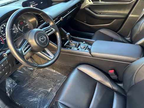 Used 2022 MAZDA MAZDA3 s image 9