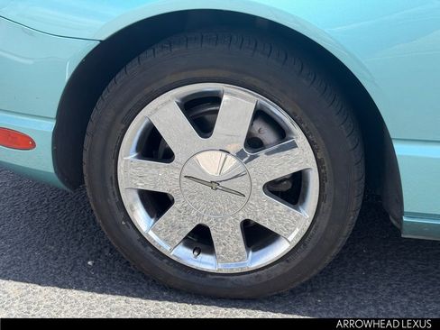 Used 2002 Ford Thunderbird RWD image 10