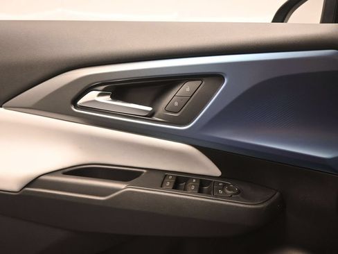 New 2026 Chevrolet Equinox EV LT AWD/4WD image 17