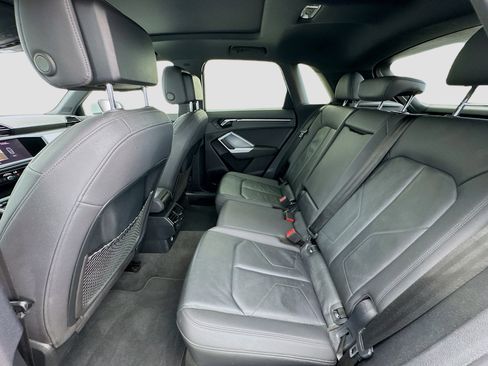 Used 2020 Audi Q3 2.0T Premium image 16