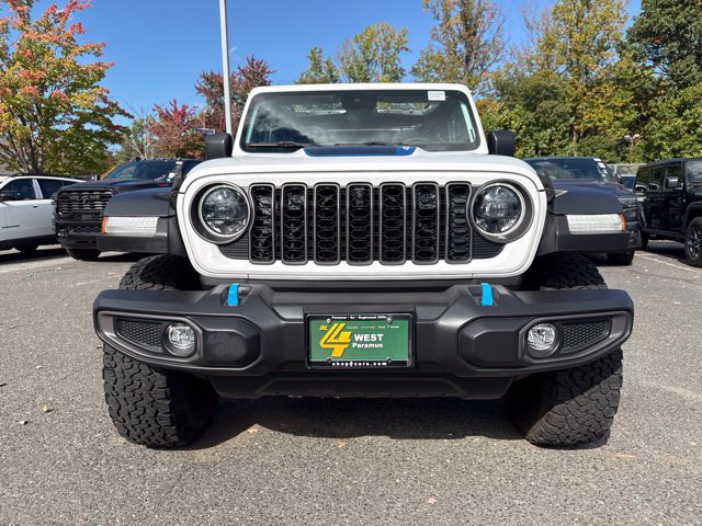 Used 2024 Jeep Wrangler Unlimited Rubicon 4xe w/ Technology Group AWD/4WD image 2