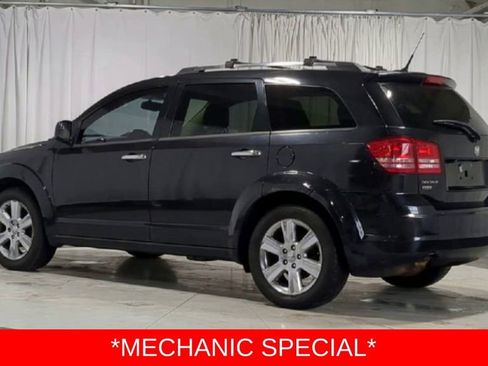Used 2010 Dodge Journey R/T w/ Navigation & Sound Group I image 6