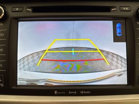 Used 2017 Toyota Highlander FWD V6 image 14