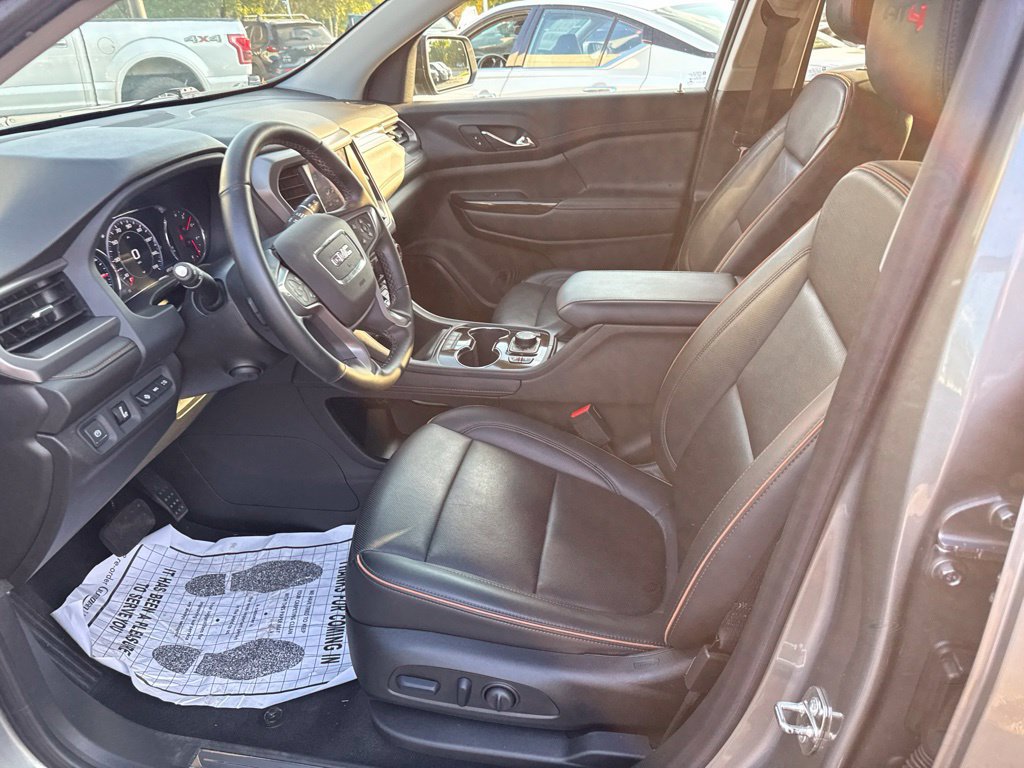 Used 2023 GMC Acadia AT4 w/ Technology Package AWD/4WD image 9