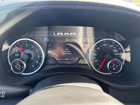 New 2026 RAM 1500 4x4 Crew Cab image 16