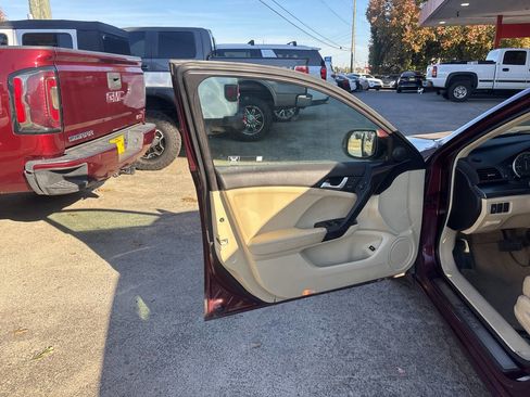 Used 2011 Acura TSX Sedan image 8