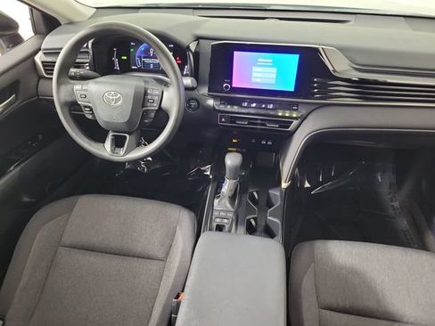 Used 2025 Toyota Camry LE FWD image 15