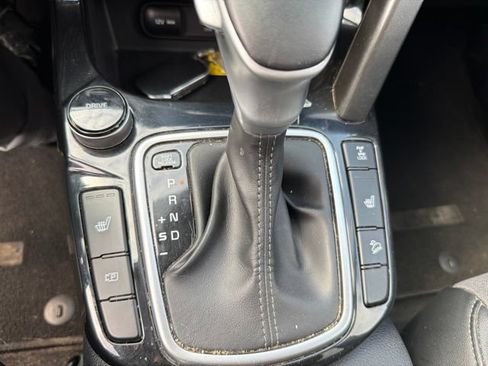 Used 2024 Kia Seltos S AWD/4WD image 14