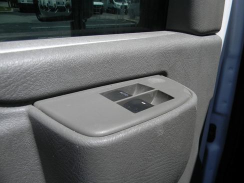 Used 2021 Chevrolet Express 3500 w/ Power Convenience Package RWD image 11