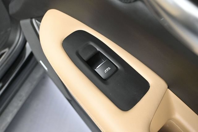 Used 2019 Cadillac XT5 Platinum AWD/4WD image 41