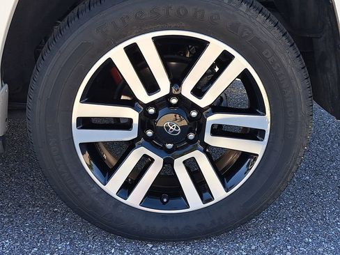 Certified 2023 Toyota 4Runner Limited image 5