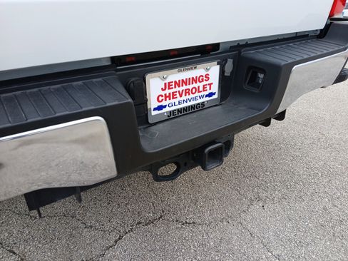 Used 2023 Ford F350 XLT image 25