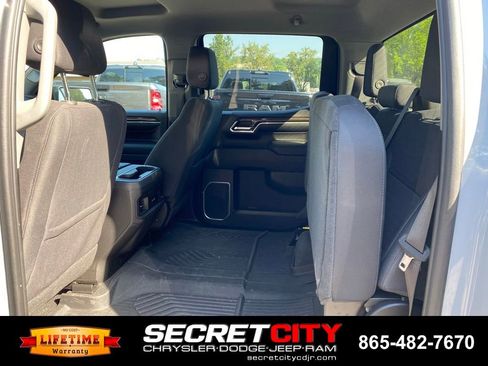 Used 2024 Chevrolet Silverado 1500 RST AWD/4WD image 10