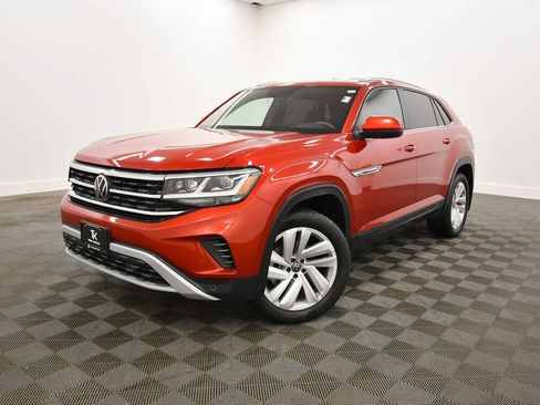 Used 2023 Volkswagen Atlas Cross Sport SE AWD/4WD image 2