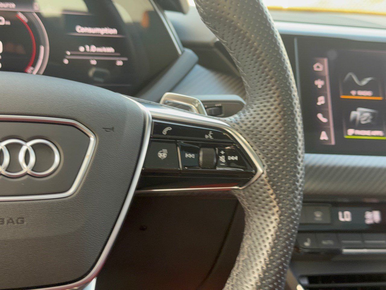 Used 2023 Audi e-tron GT Prestige w/ Prestige Package AWD/4WD image 19