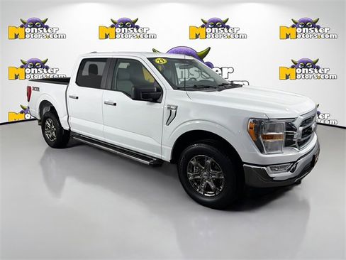 Used 2023 Ford F150 XLT w/ XTR Package image 3