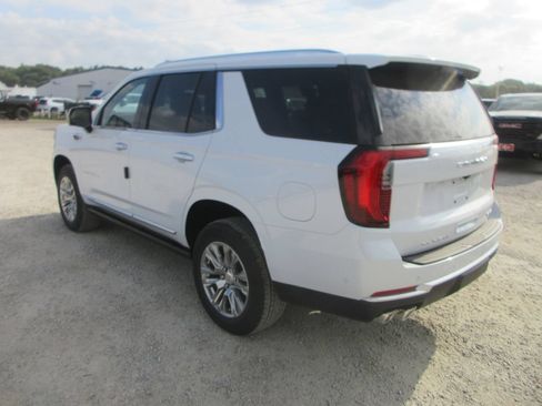 New 2026 GMC Yukon Denali w/ Sun & Power Step Package AWD/4WD image 6
