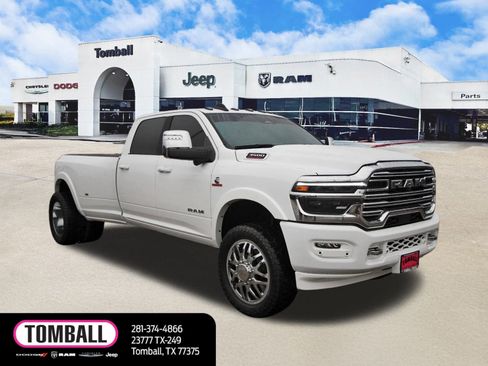 Used 2025 RAM 3500 Laramie w/ Towing Technology Group image 9