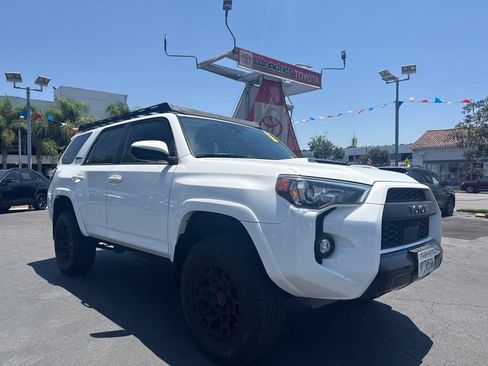 Used 2022 Toyota 4Runner TRD Pro AWD/4WD image 2
