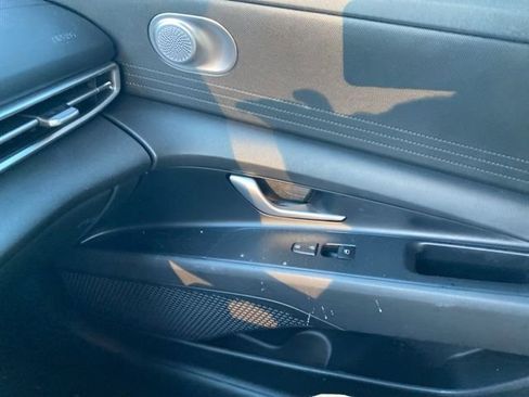 Used 2023 Hyundai Elantra SEL w/ Cargo Package image 31